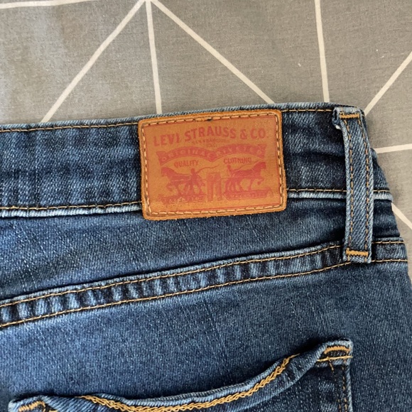 Jeans - Picture 4 of 4